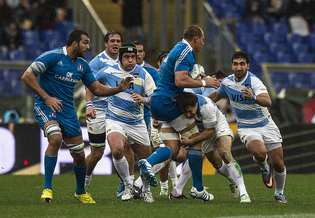 Sánchez a Parisse